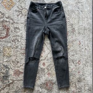 Express High Rise Ultra Hyper Stretch Cropped Skinny Jean (S - Reg)